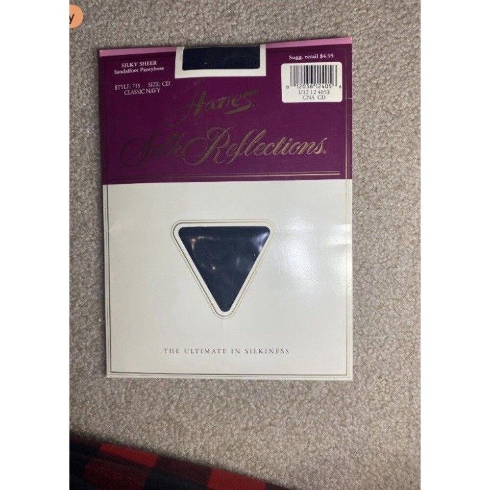 Vintage Hanes Silk Reflections Silky Sheer Pantyhose Size CD Classic Navy NIP